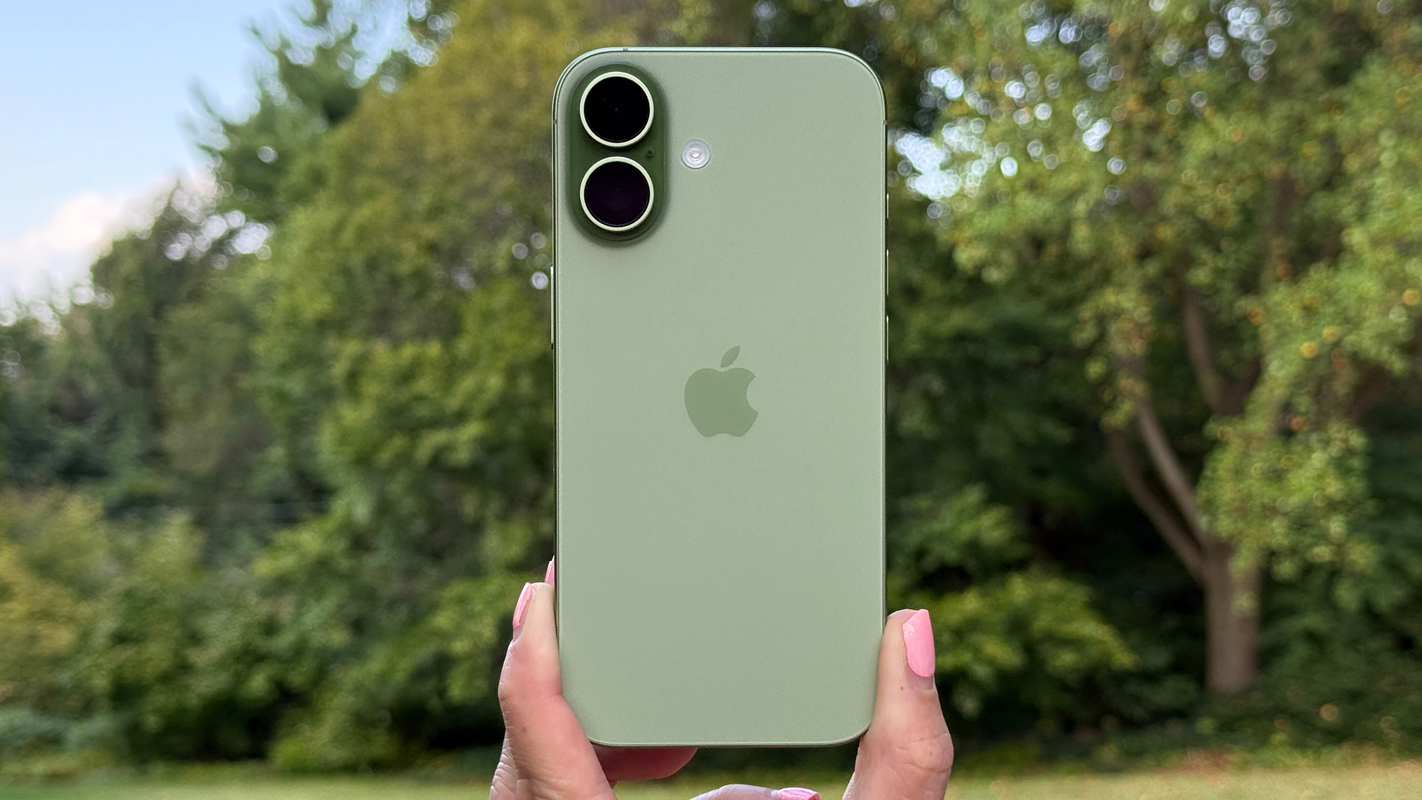 iPhone 17 in green